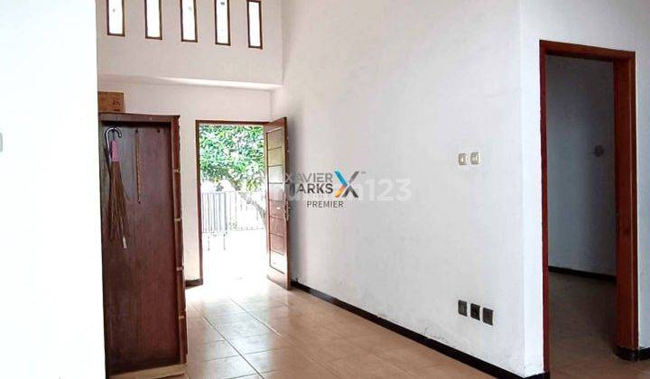 Rumah Minimalis 1 Lantai Terawat di Perumahan Araya Golf 2