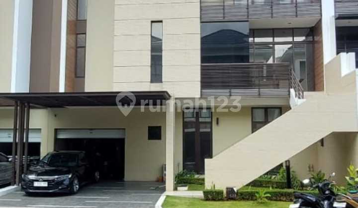 Exclusive Rumah Morizen Summarecon Bekasi Lt216siap Huni