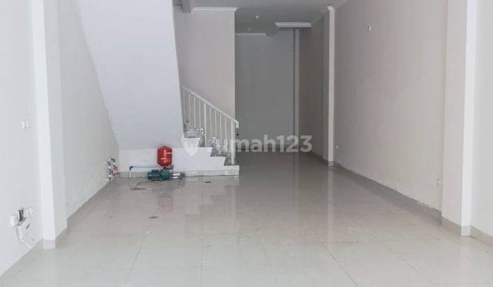 Disewakan ruko siap huni di Ruko rose garden galaxy
 1