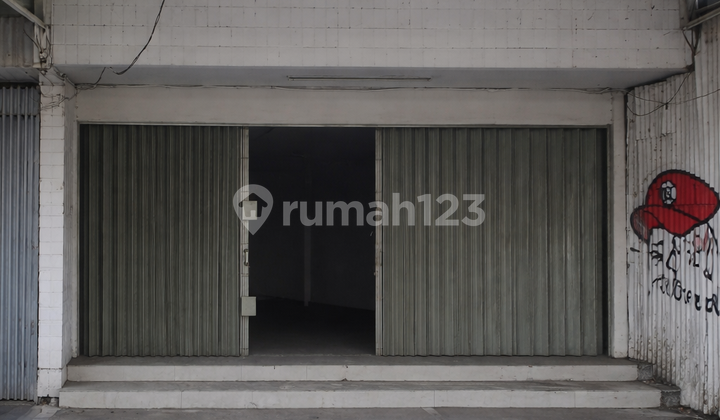 Disewakan Ruko 3 Lantai Pinggir Jalan Raya Kalimalang Bekasi Disewakan Ruko 3 Lantai Pinggir Jalan Raya Kalimalang Bekasi