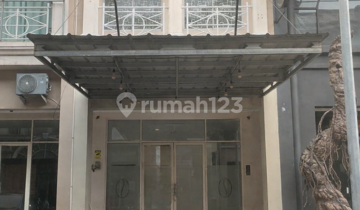 Disewakan Ruko Grand Galaxy , Rapi Siap Pakai di Area Komersil