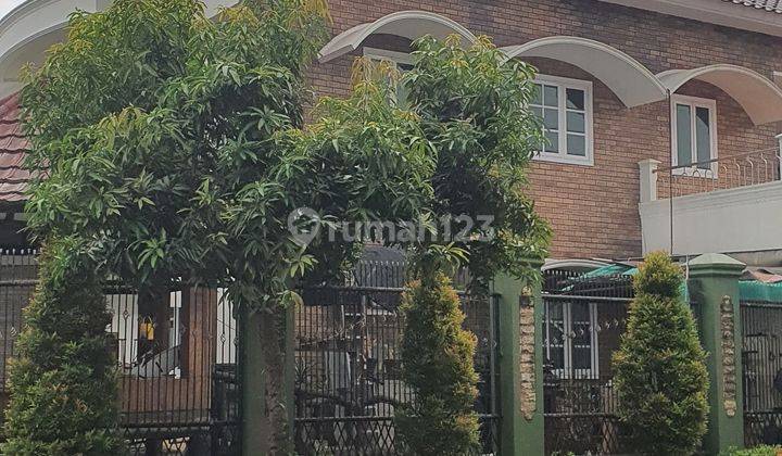 Dijual Rumah Hoek Furnish Lengkap Dengan Kolam Renang Anak 1