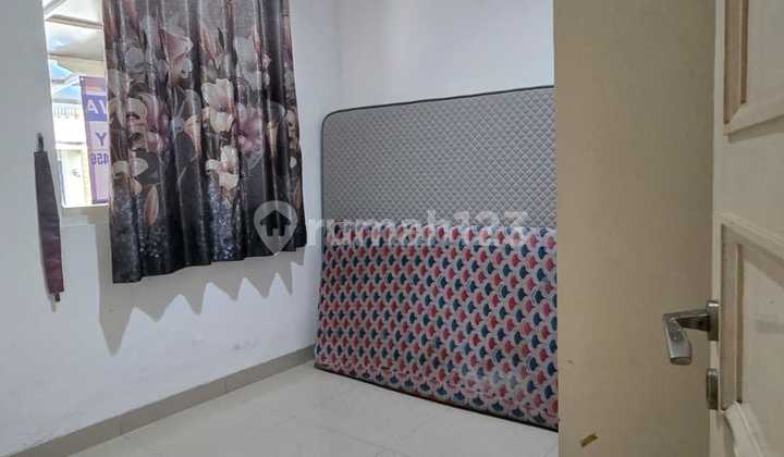 For quick sale: 3-story House in Central Park Cluster, Galaxy Bekasi 2