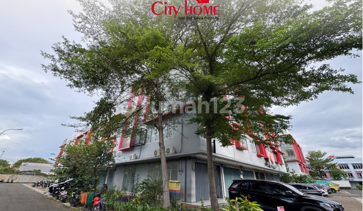 4-Story Hook Shop House for Rent in Kalideres - Suitable for Office & Business 2
