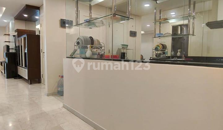 Disewakan Apartemen 3 Kamar Royal Medit Siap Huni 1