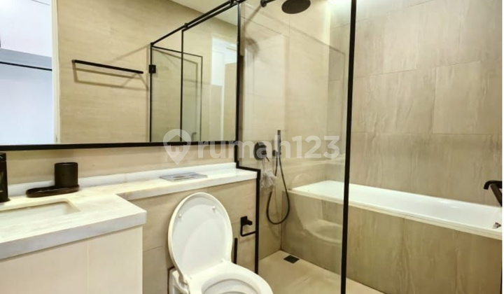 For Sale Taman Anggrek Apartment Furnished 2