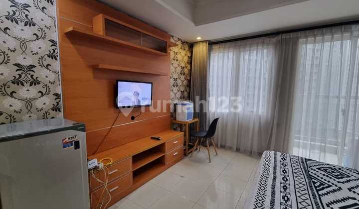 Disewakan Cepat Apartemen Type Studio Lantai Rendah Full Furnished (Jakarta Barat) 2