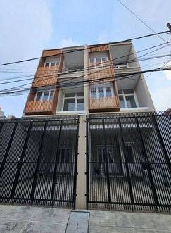 Dijual Rumah Baru 3 Lantai Di Tomang - Jakarta Barat 1