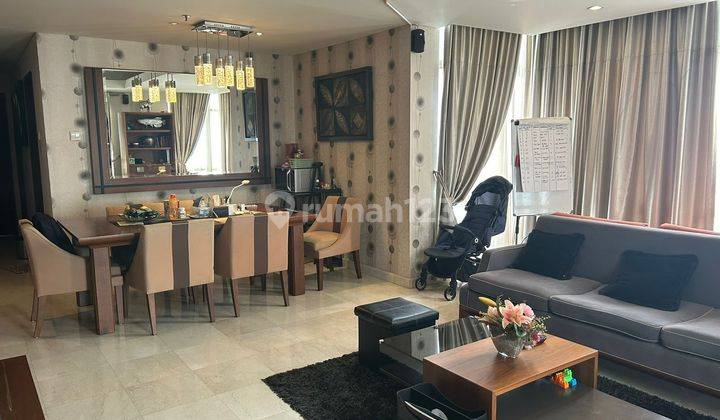 Dijual | Apartemen Lantai Tinggi Tipe 3 Kamar Plus Di Royal Medit 2