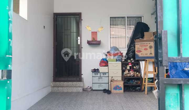 Rumah Dijual - 3,5 Lantai di Duri Kencana, Kebon Jeruk, Jakarta Barat 2