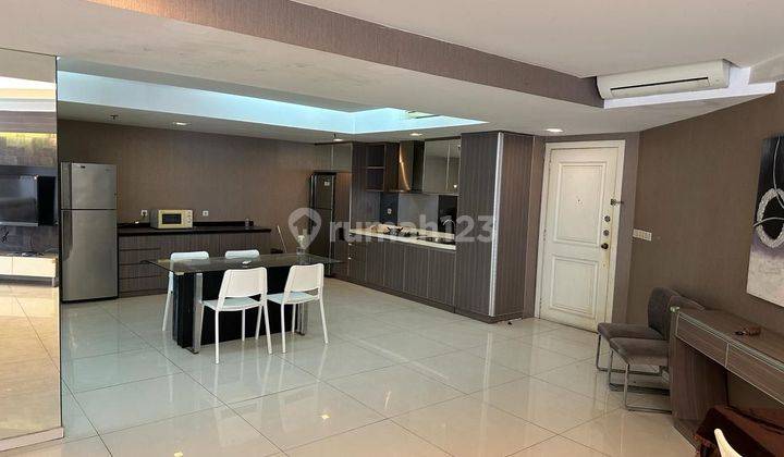 Condominium Taman Anggrek tipe 3 BR furnish 2