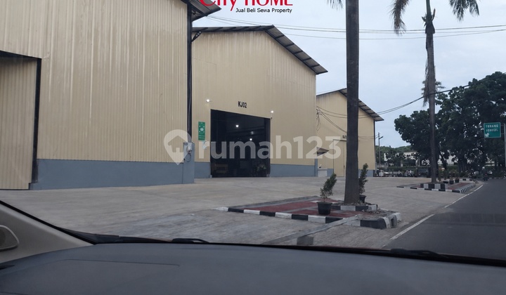 Sewa Gudang Arjuna Kebon Jeruk - Luas Variatif, Akses Strategis
