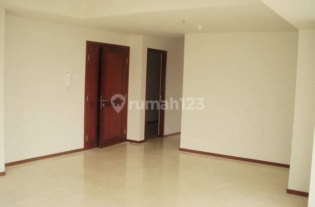 Disewakan Apartemen Royal Mediterania, 3BR Fitted 2