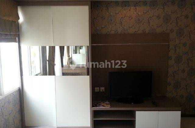 Disewa Studio Apartemen Royal Medit 2