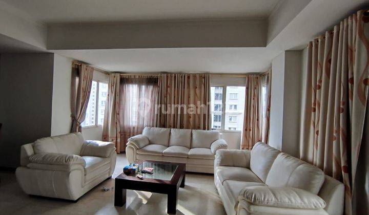 Disewa apartemen 3+1 BR Royal medit Furnish 1