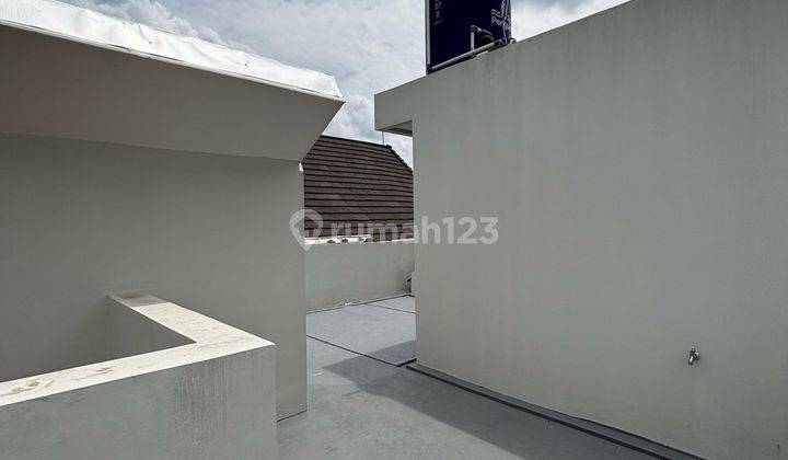 Rumah di sewa cocok buat tinggal dan kantor lokasi strategis  2