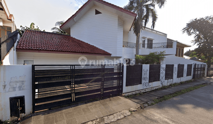 Rumah Cantik Murah 2 Lantai Di Jl. Kemang Timur Dekat Tol Ampera  1