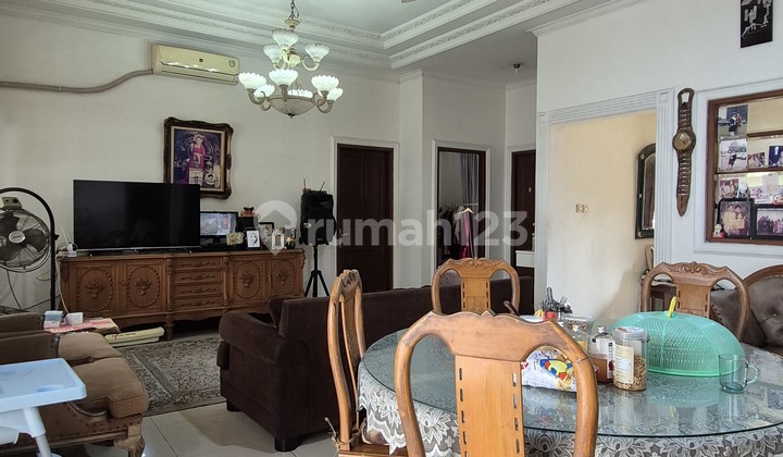 2-Story House Ready to Live In Strategic Location Near Toll Road & LRT 2-Story House Ready to Live In Strategic Location Near Toll Road & LRT