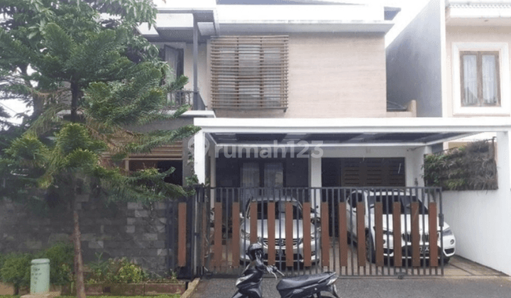 Rumah cantik 2 lantai di komplek BSD sektor 3, Tangerang 1