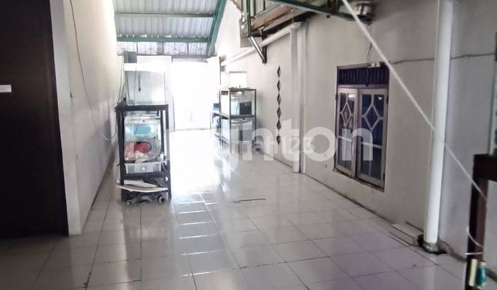 RUMAH SIAP HUNI  2 LT COCOK UTK HUNIAN/ KANTOR DAN GUDANG GAJAH JALAN LEBAR 2