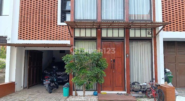 Dijual Rumah Cantik Berikut Furnished Nya Di Area Bandung Utara 2 Lantai 2