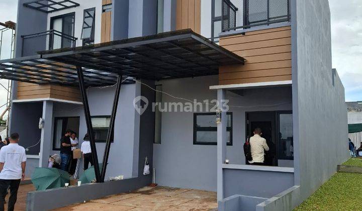 Rumah 2 Lantai Bagus Unfurnished SHM di Jl. Duren Mekar, Depok