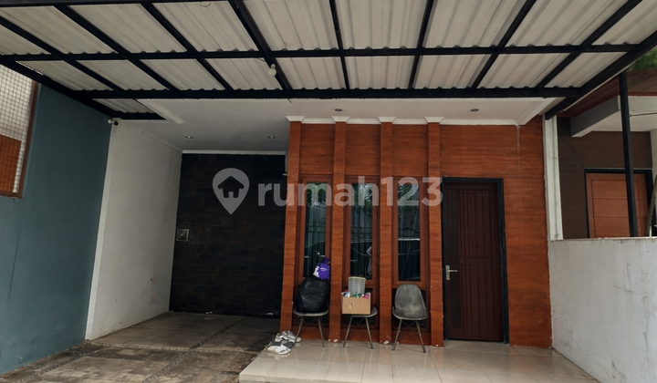 Rumah Dijual Pesona Azalea Cirendeu. Akses Mudah ke MRT. Nego
