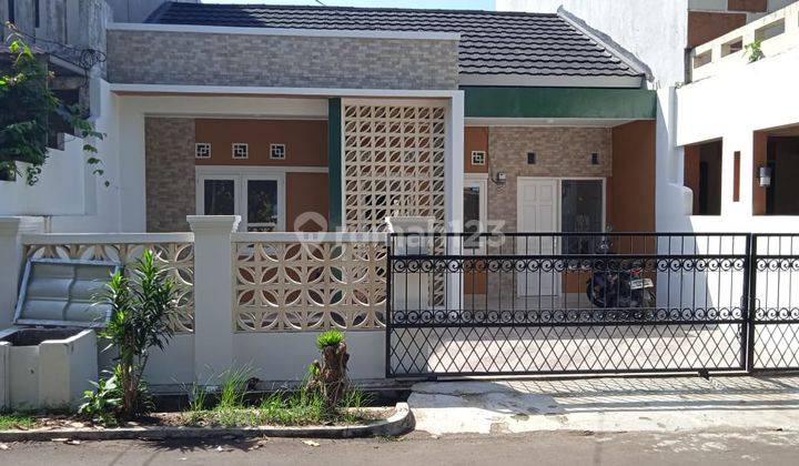  Rumah Bagus Shm - Sertifikat Hak Milik di Wisma Mas, Pondok Cabe 1