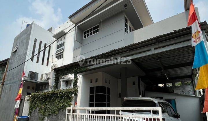 Rumah 2 Lantai Bagus Siap Huni Surat Shm 1