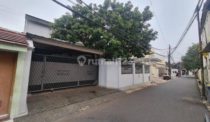 Rumah Butuh Renovasi di Pejaten, Jakarta Selatan 1