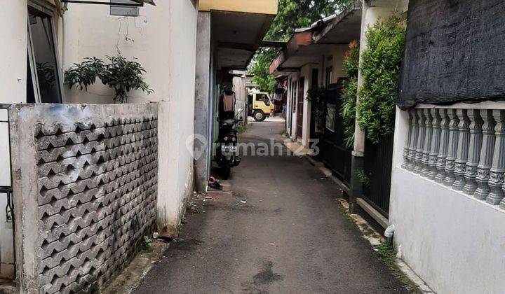 Rumah Masuk Gang Muat Mobil Di Lebak Bulus Jakarta Selatan 2