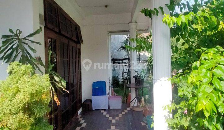 Rumah 2 Lantai Disewakan Bisa Untuk kantor Di Jakarta 2