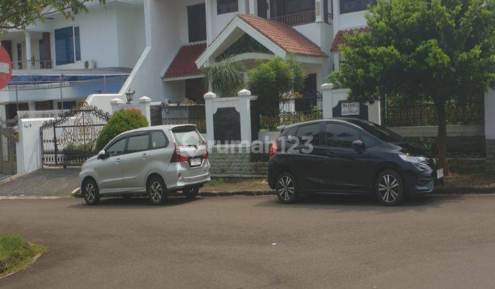 Rumah Murah 2 Lantai Hoek Komplek Puri Cinere 2