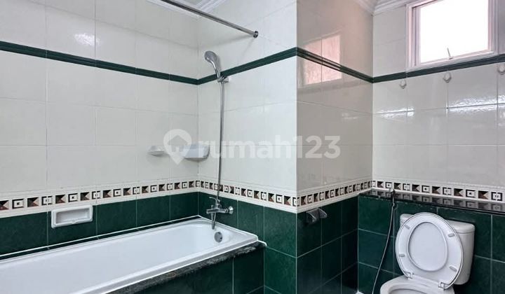 Apartemen Dijual Bawah NJOP Green View Pondok Indah. Penthouse