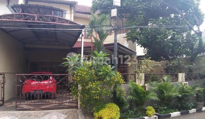 Rumah Disewa atau Dijual Pejaten Indah, Jakarta Selatan. Nego! Rumah Disewa atau Dijual Pejaten Indah, Jakarta Selatan. Nego!