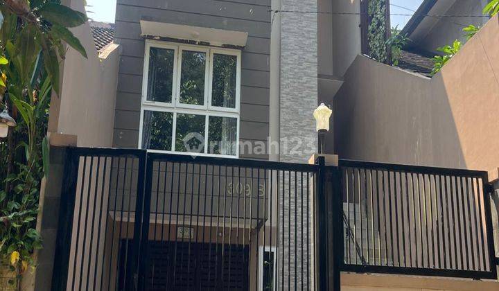 Rumah 3 Lantai Siap Huni Di Mega Cinere, Cinere, Depok 1