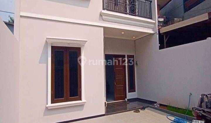 Rumah 2 Lantai Harga Nego Kebagusan Jakarta Selatan 2