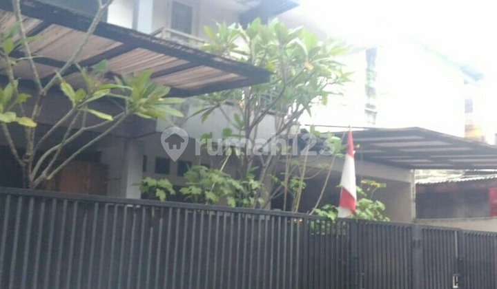 Rumah Dijual Dekat Kampus UPN Pondok Labu Jakarta Selatan. Nego! 2