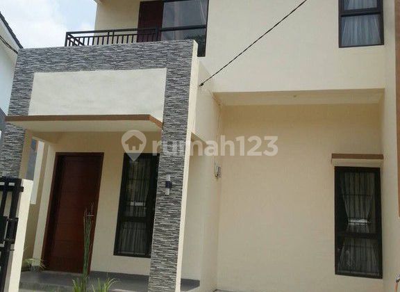 Rumah Dijual Komplek Inhutani Ciputat. Akses Mudah ke MRT. Nego
