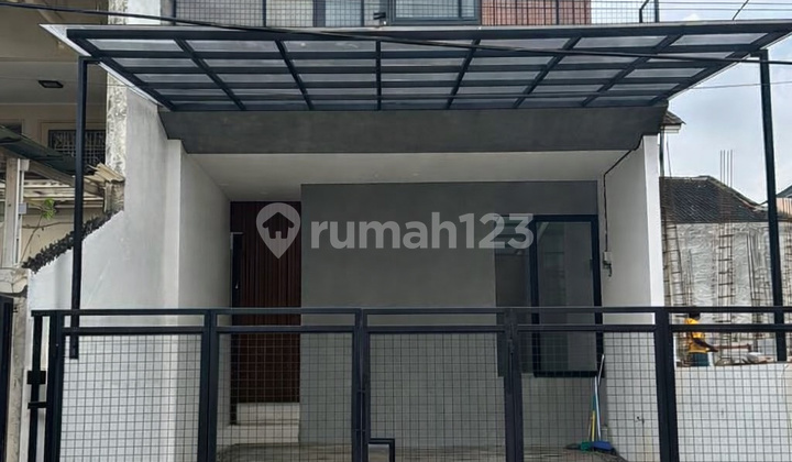 Rumah di Cinere Depok, Brand New Dekat Tol Desari