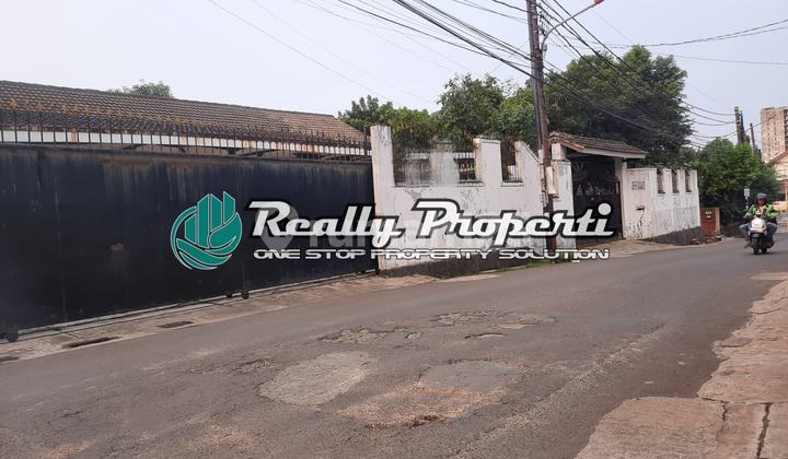 Rumah Halaman Luas Hitung Tanah di Dekat Tol Jatibening Bekasi 2