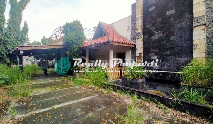 Rumah Tua Lokasi Strategis di Pinggir Jalan di Jatiwarna, Bekasi 1