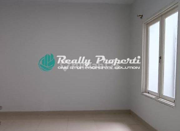 Rumah 2 Lantai Dalam Perumahan Green Park Pondok Melati Bekasi 5
