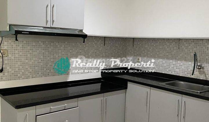 Rumah 2 Lantai Furnished di Premier Estate Bambu Apus Jakarta 10