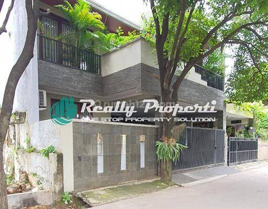 Rumah Cozy Full Furnished di Halim Perdana Kusuma Jakarta Timur 1