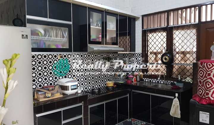 Rumah Bagus Semi Furnished di Perumahan di Jatibening Bekasi 2