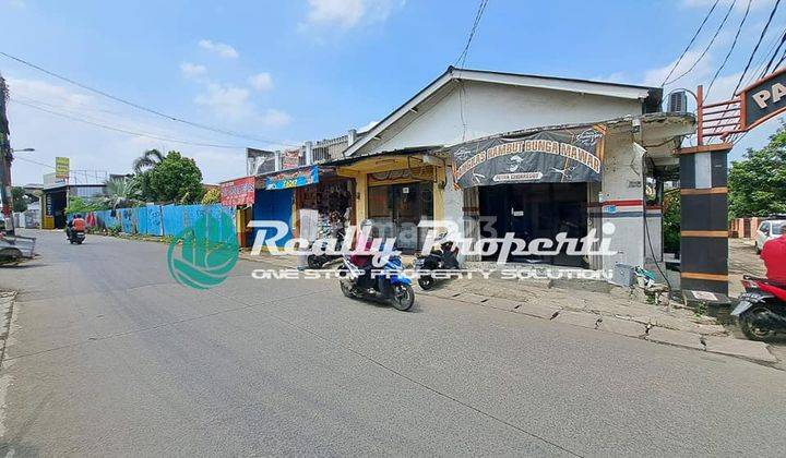 Rumah Berikut 4 Unit Kios di Jl Raya Kecapi Jatiwarna Bekasi 1