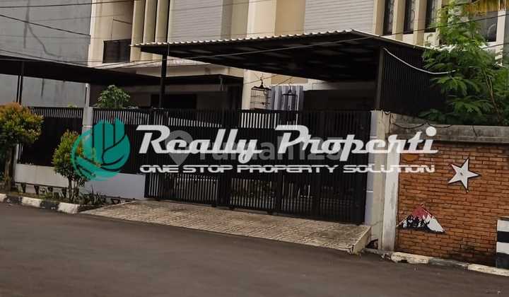 Rumah 2 LT Semi Furnished Dalam Perumahan di Pondok Kelapa Jaktim Rumah 2 LT Semi Furnished Dalam Perumahan di Pondok Kelapa Jaktim