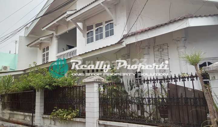 Rumah Komplek SHM 2 Lt, Jatibening Baru, Bekasi 2
