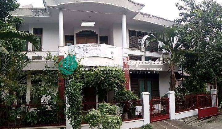  Rumah SHM 2 Lt Tengah Kota di Kedoya Kebon Jeruk Jakarta Barat 1